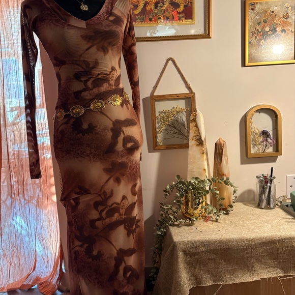 Urban Outfitters Brown Floral Long Sleeve Dress - Picture 1 of 3